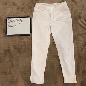 Women’s skinny jeans